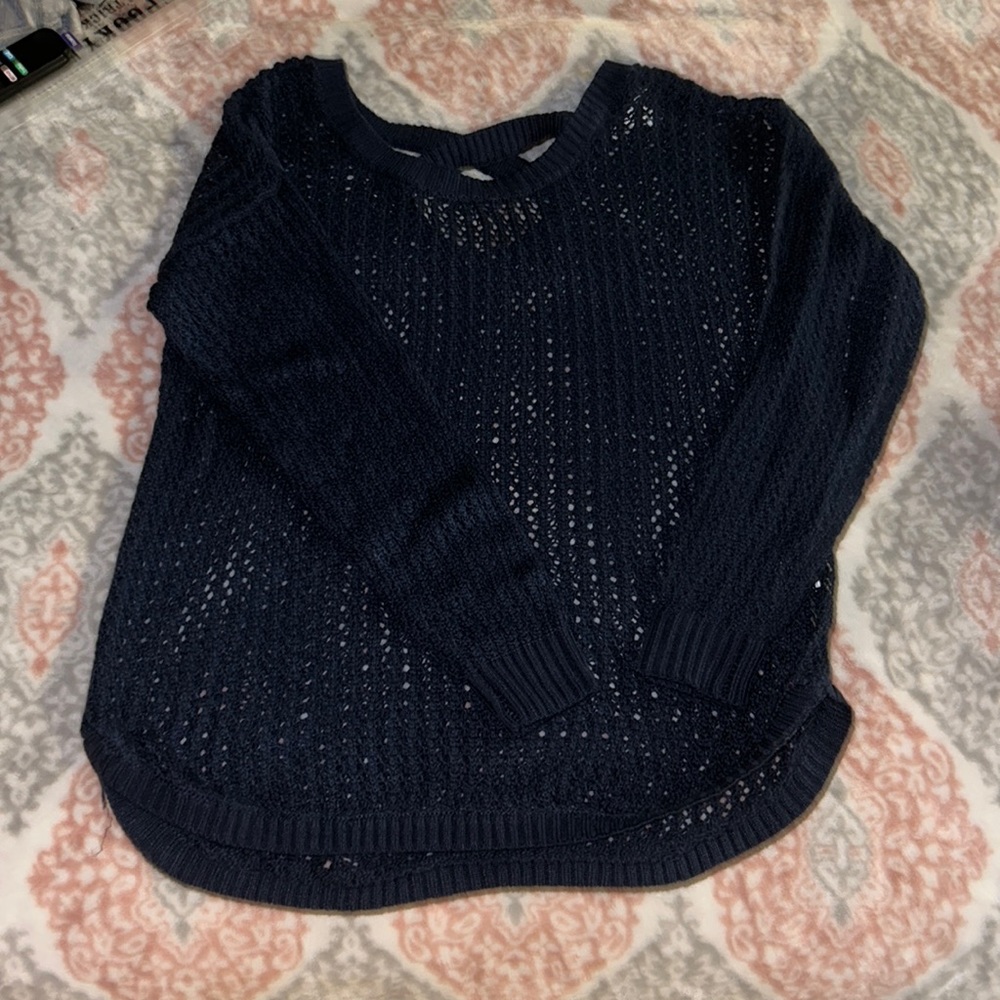 Love tree sweater, crochet type Small